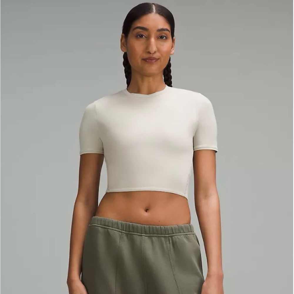Wundermost Ultra-Soft Nulu Crewneck Cropped T-Shirt